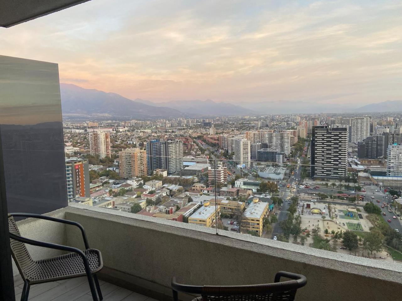 Hermosos Dptos Cercanos A Metro Y Centros Comerciales Santiago Exterior foto
